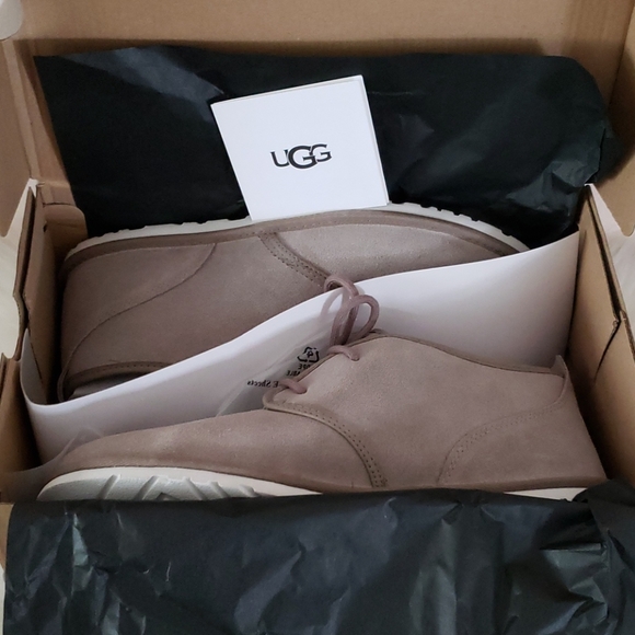 UGG Maskim UGGpure Lined Chukka Boot - Picture 7 of 7